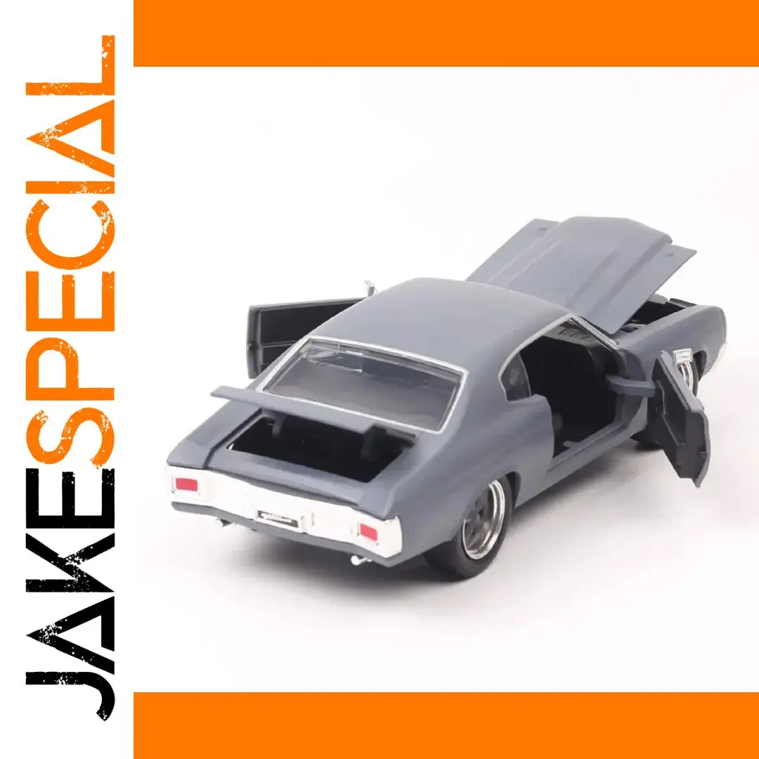 1970 Chevrolet Chevelle SS 1:24 Diecast Model 1 1970 Chevrolet Chevelle SS 1:24 Diecast Model