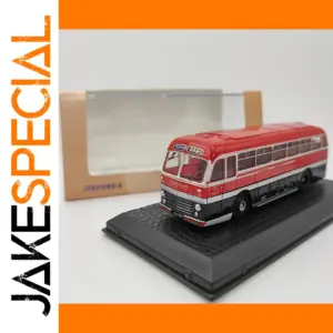 Vintage Red Duple Roadmaster Bus Model 1:76 Scale