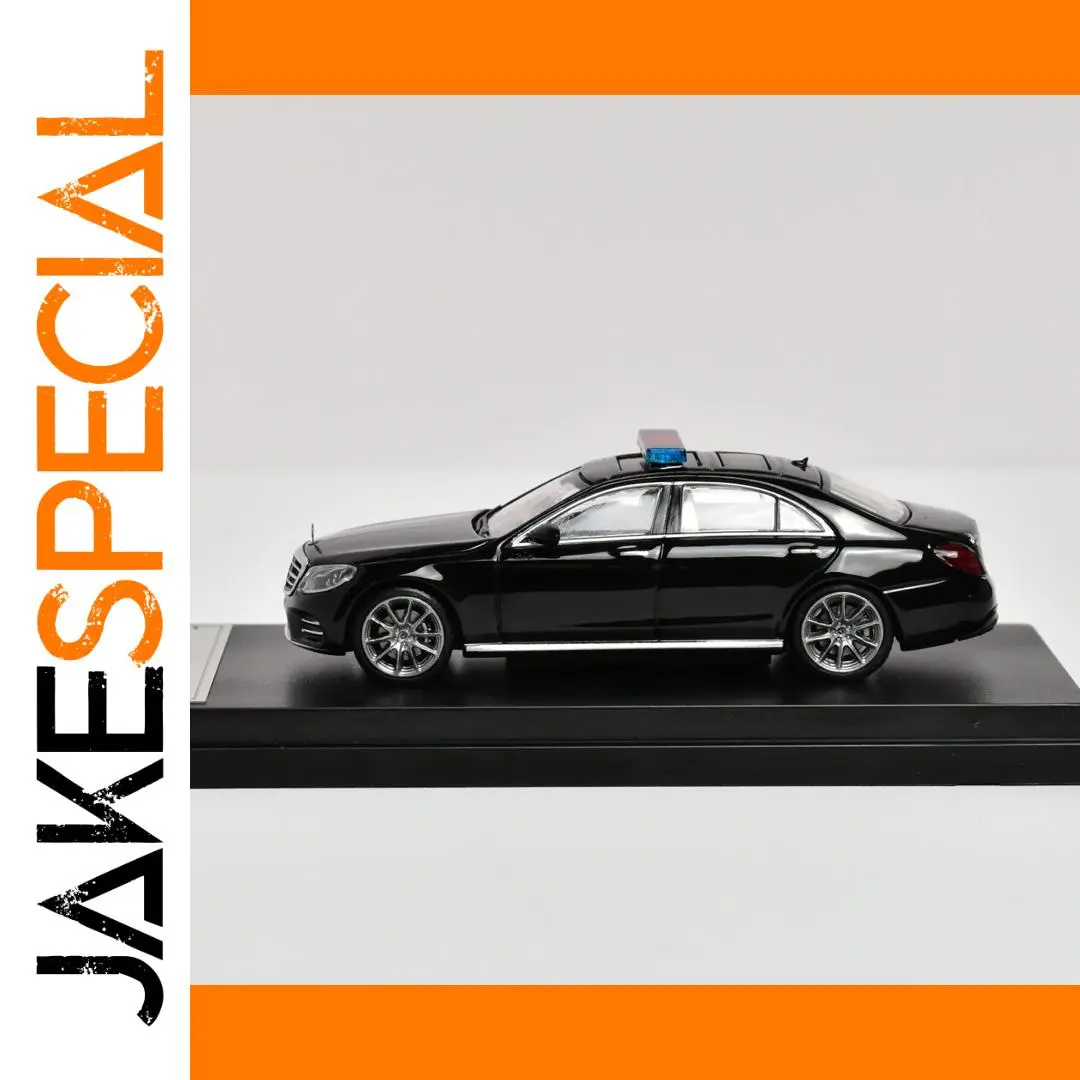 Mercedes-Benz S450 W222 1:64 Diecast Model Car 1 Mercedes-Benz S450 W222 1:64 Diecast Model Car