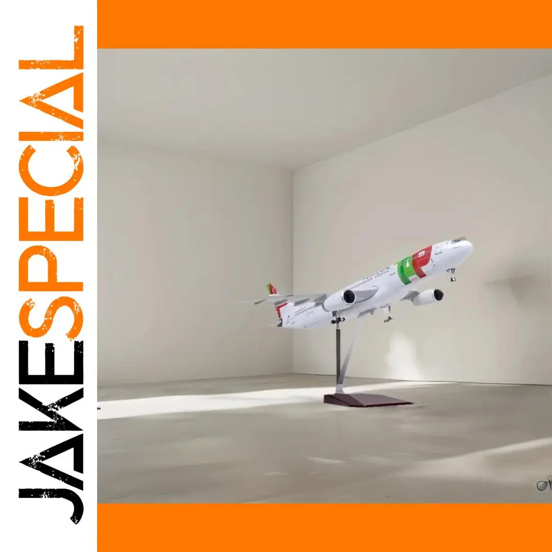 Portugal Airlines Airbus A330 Model with LED Lighting 1 Portugal Airlines Airbus A330 Model with LED Lighting