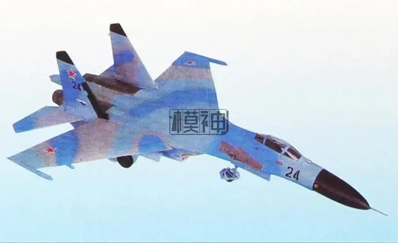 1/48 Scale Su-27 Flanker B Model Kit 3 1/48 Scale Su-27 Flanker B Model Kit - Image 3