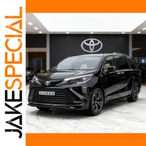 1:24 Scale Toyota Sienna MPV Diecast Model