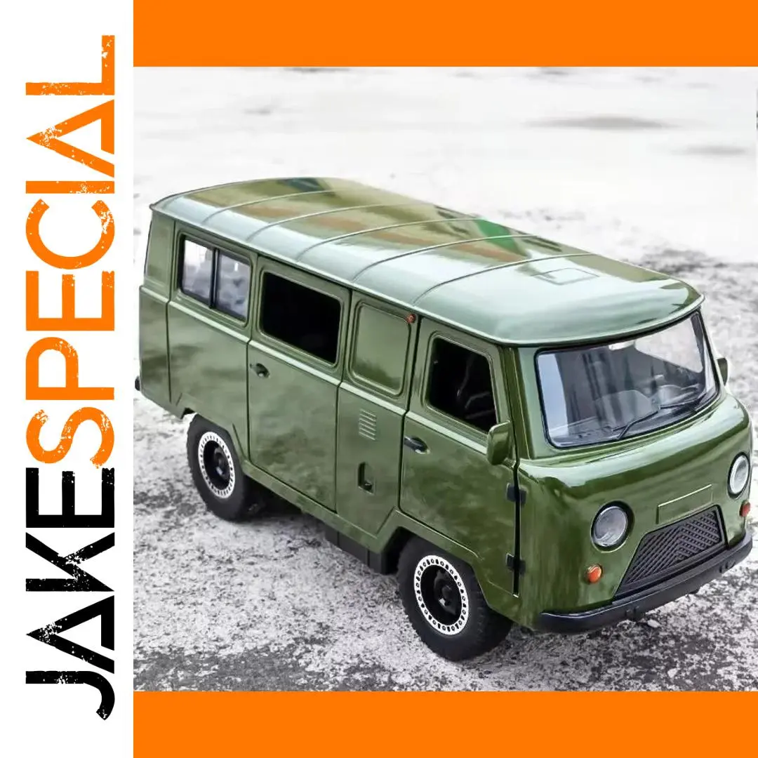 1/18 Scale UAZ Traveler Diecast Model 1 1/18 Scale UAZ Traveler Diecast Model