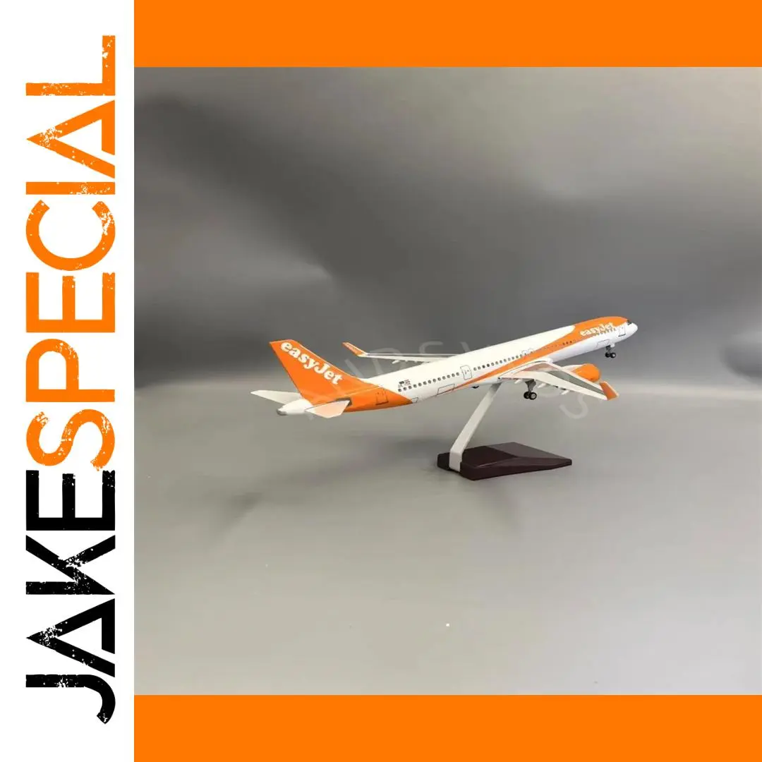 EasyJet Airbus A321 Diecast Model 47cm with LED Option 1 EasyJet Airbus A321 Diecast Model 47cm with LED Option