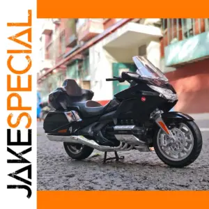WELLY 1:12 Scale Honda Gold Wing Motorcycle Model