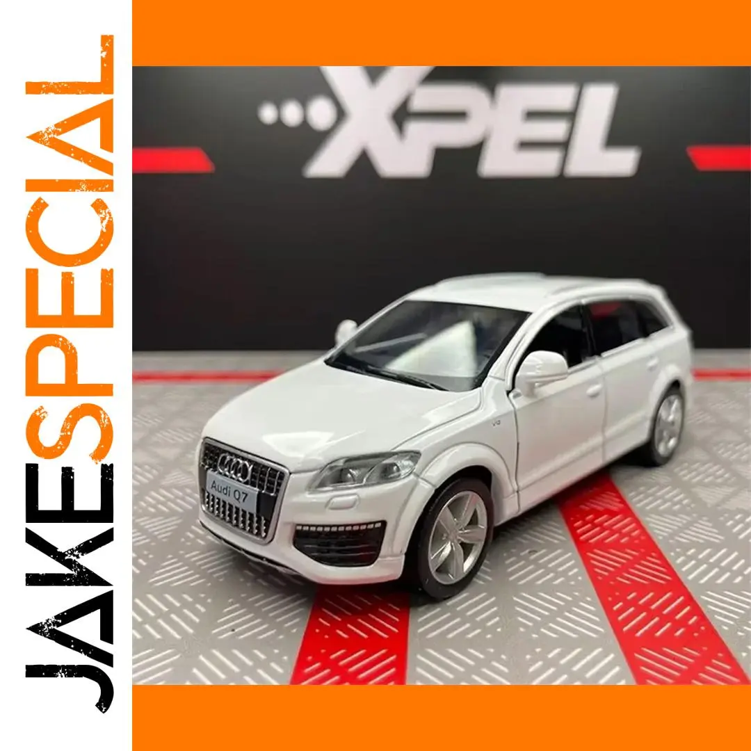 White 1:36 Q7 SUV Diecast Model 1 White 1:36 Q7 SUV Diecast Model