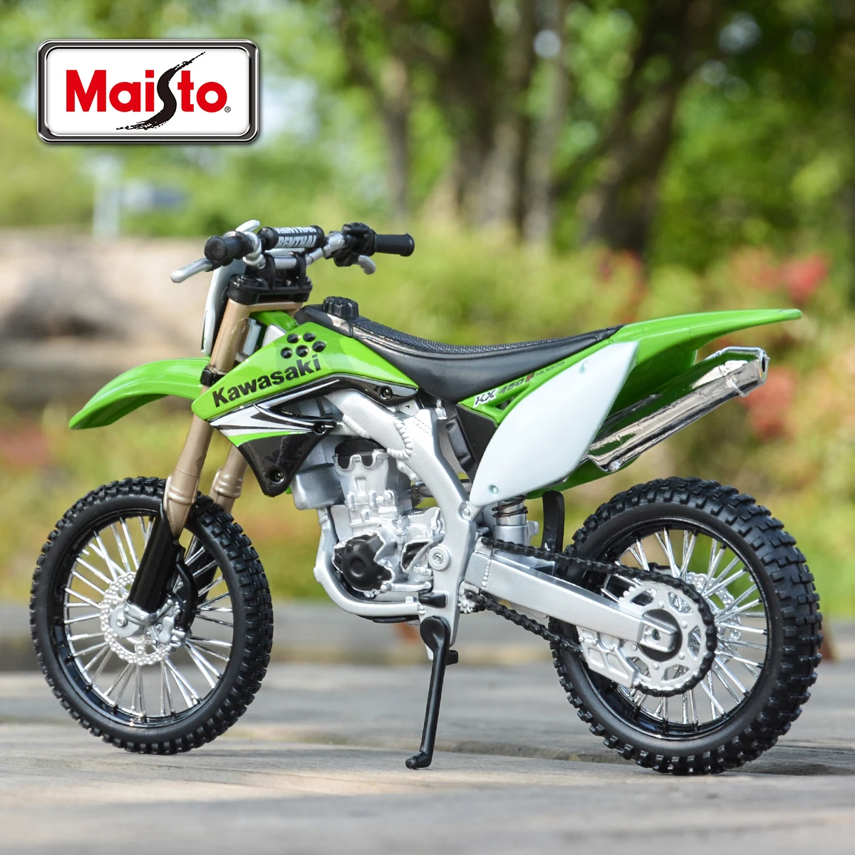 Kawasaki KX 450F 1:12 Scale Motorcycle Model 4 Kawasaki KX 450F 1:12 Scale Motorcycle Model - Image 4