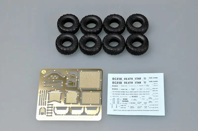 USMC LAV-C2 1:35 Scale Model Kit 5 USMC LAV-C2 1:35 Scale Model Kit - Image 5