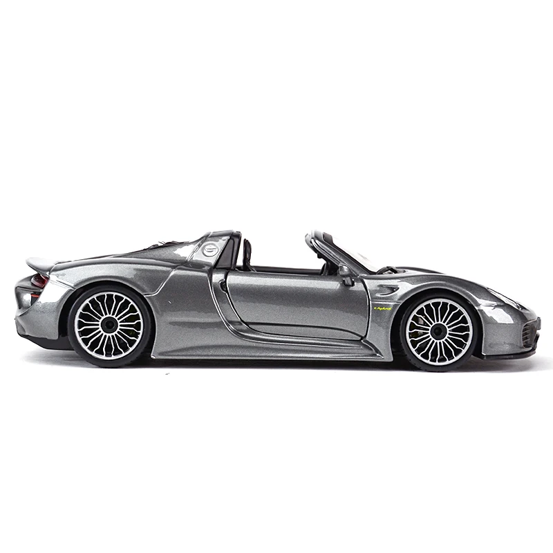 Die-Cast 1:24 Porsche 918 Spyder Model 5 Die-Cast 1:24 Porsche 918 Spyder Model - Image 5