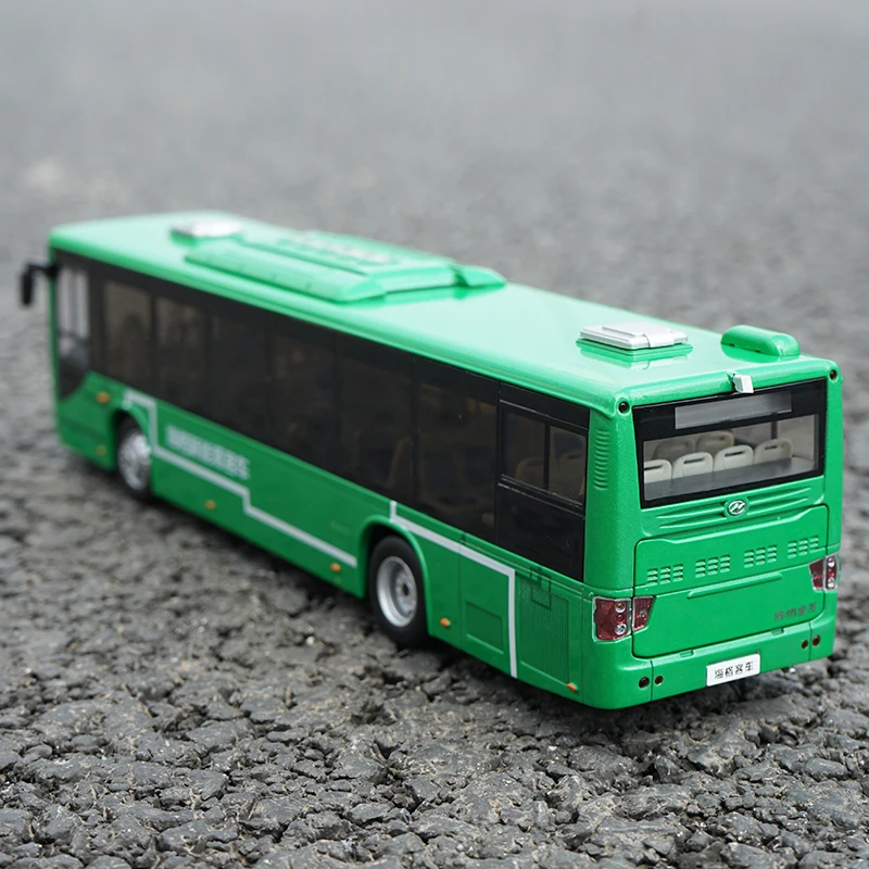 Green Diecast City Bus Model 1:42 Scale 4 Green Diecast City Bus Model 1:42 Scale - Image 4