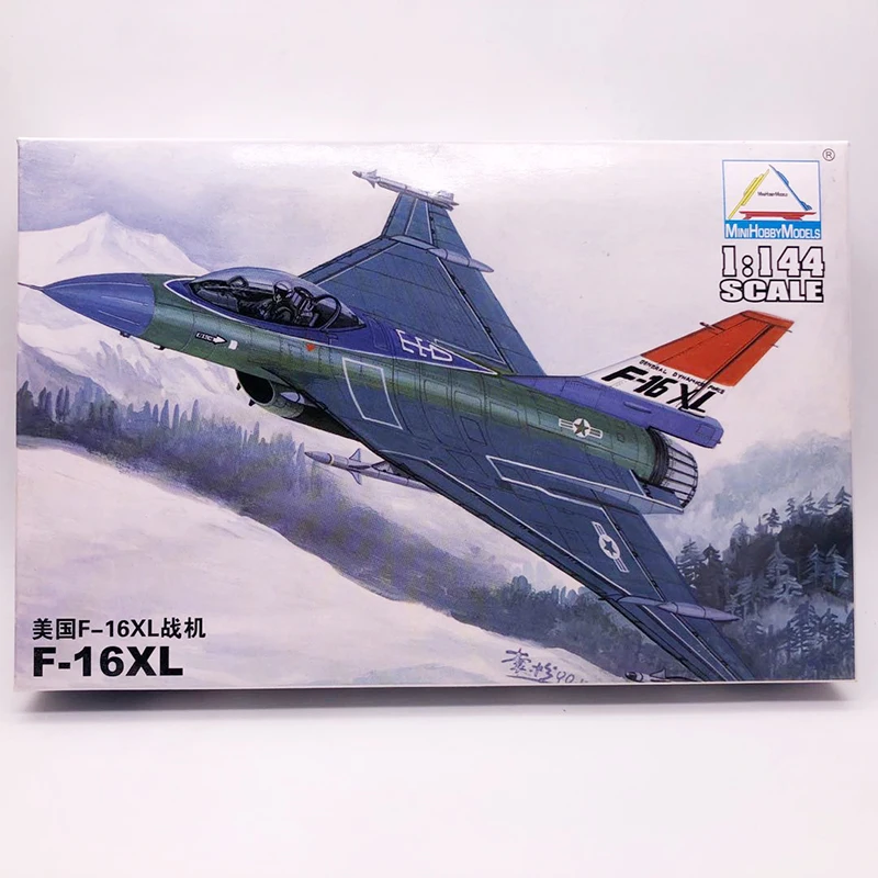 1:144 F-16XL Fighter Model Replica 6 1:144 F-16XL Fighter Model Replica - Image 6