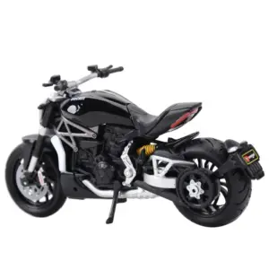 Ducati XDiavel S 1:18 Scale Model Motorcycle 9 H5ceb33a3cc4747598b91eaad179e3c05S