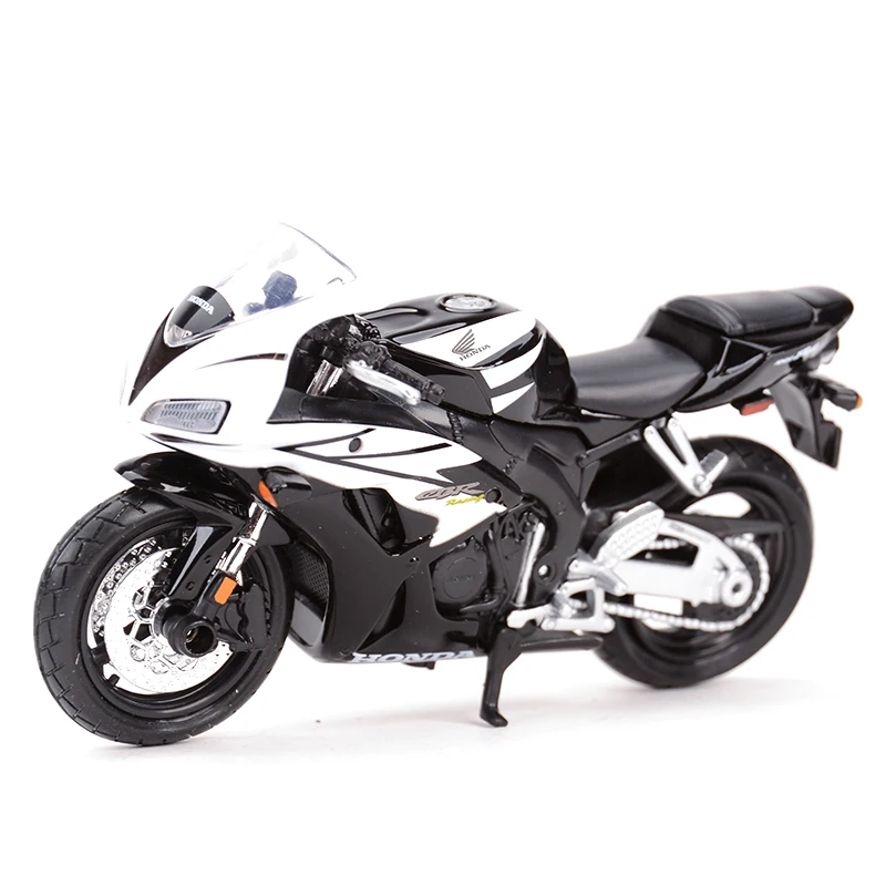 Maisto Honda CBR1000RR-R Die-Cast Model 3 Maisto Honda CBR1000RR-R Die-Cast Model - Image 3
