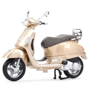 1968 Vespa Die-Cast Motorcycle Model 16 H87a90f1a35ff4248b99b140fe5db791e9