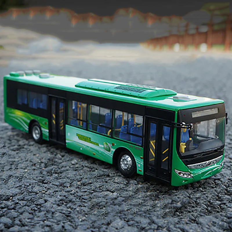 Green Diecast City Bus Model 1:42 Scale 7 Green Diecast City Bus Model 1:42 Scale - Image 7