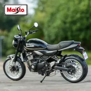 Kawasaki Z900RS 1:12 Die-Cast Model 11 Hb22a6e254f6f4a1ab05001c4d948e2bdp