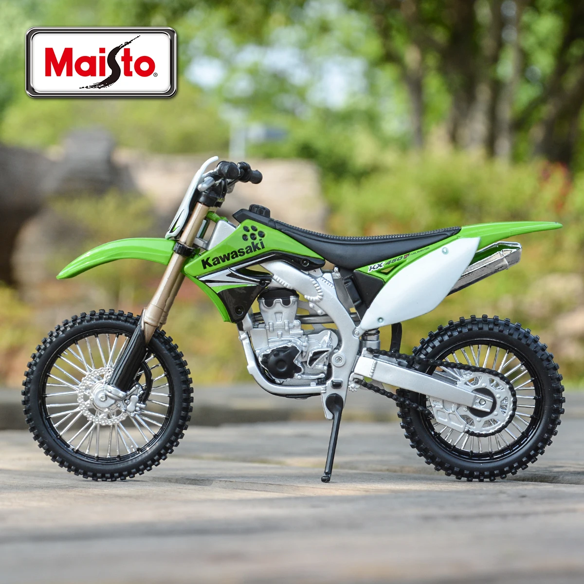 Kawasaki KX 450F 1:12 Scale Motorcycle Model 5 Kawasaki KX 450F 1:12 Scale Motorcycle Model - Image 5