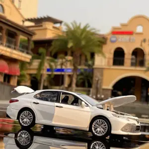 1/32 Toyota Camry Alloy Diecast Model 11 Hc9e8e2df375045b8b6b7d7a390fa2fb9Q