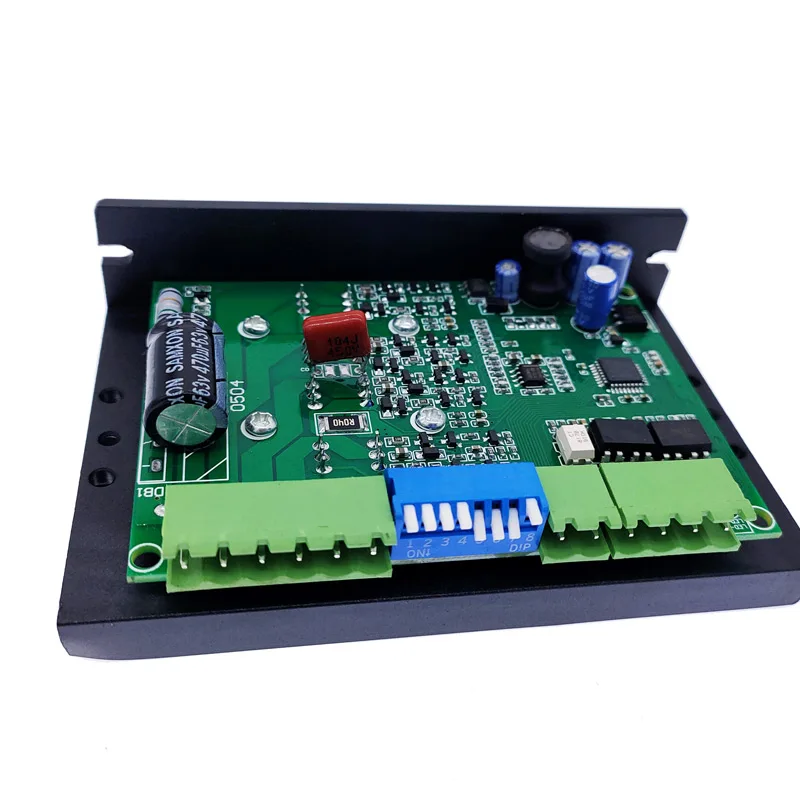 DM556 Digital Stepper Motor Driver for NEMA 23/34 3 DM556 Digital Stepper Motor Driver for NEMA 23/34 - Image 3