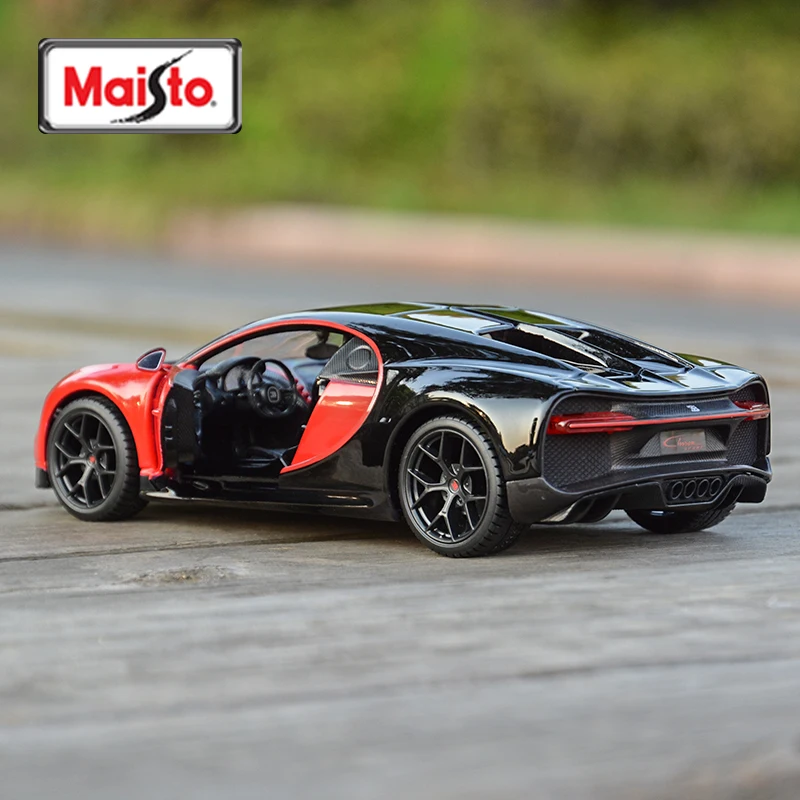 Bugatti Chiron Sports 1:24 Scale Model Replica 4 Bugatti Chiron Sports 1:24 Scale Model Replica - Image 4