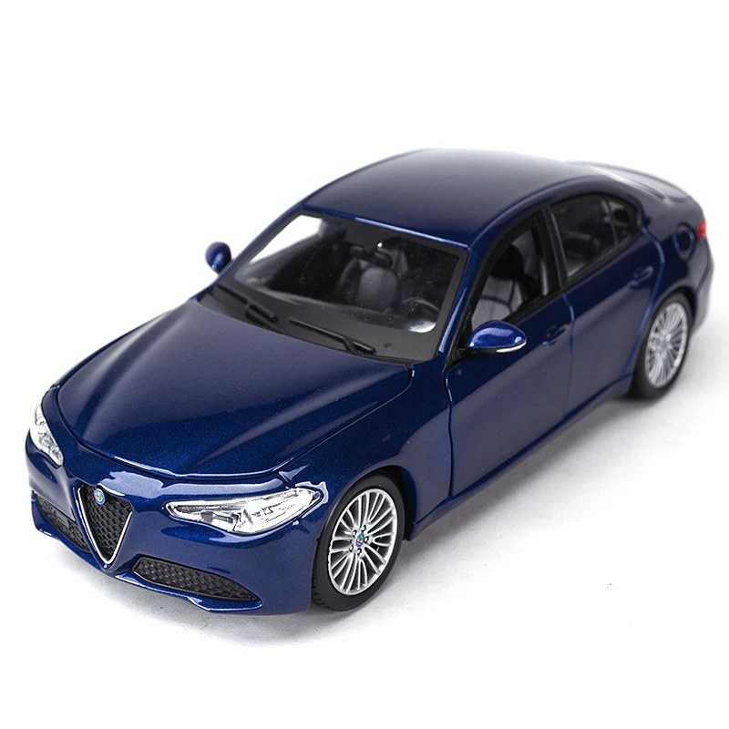 Alfa Romeo Giulia Model Car 1:24 Scale 6 Alfa Romeo Giulia Model Car 1:24 Scale - Image 6