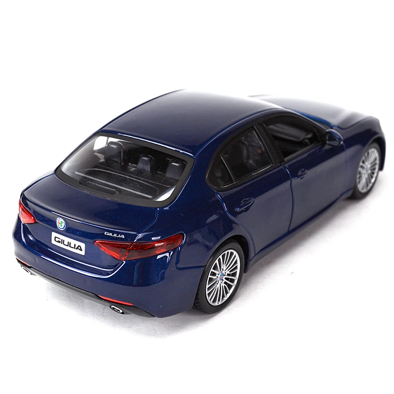 Alfa Romeo Giulia Model Car 1:24 Scale 3 Alfa Romeo Giulia Model Car 1:24 Scale - Image 3