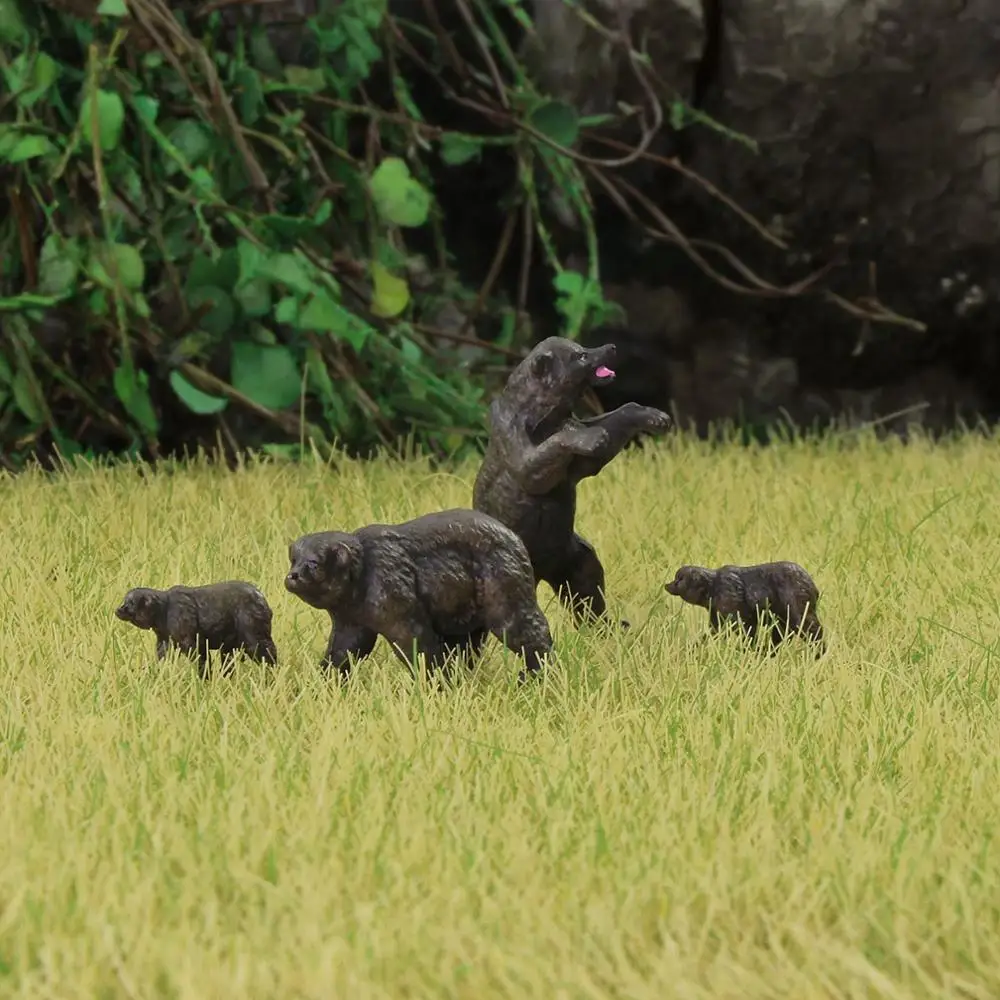 Realistic Miniature Bears Set for HO Scale Railways 5 Realistic Miniature Bears Set for HO Scale Railways - Image 5