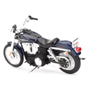 Maisto 1:18 Dyna Street Bob Motorcycle Model 11 Hffda89ed577645969cfa594543743573A