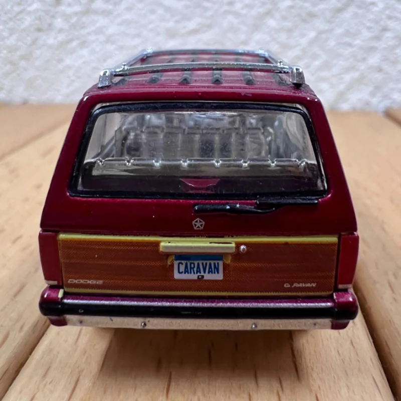 Vintage 1:64 Scale Station Wagon Crock Truck 6 Vintage 1:64 Scale Station Wagon Crock Truck - Image 6