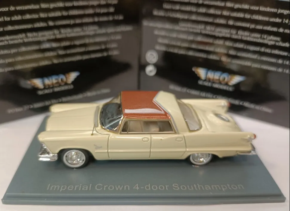 Neo 1:87 Imperial Crown Southampton Diecast Model 2 Neo 1:87 Imperial Crown Southampton Diecast Model - Image 2