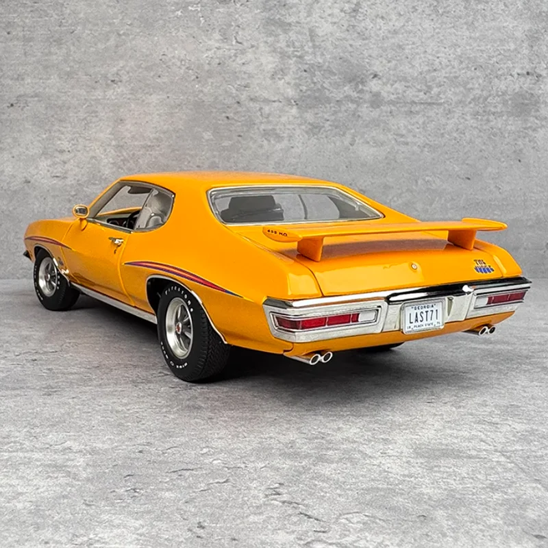 1971 GTO Judge Model Diecast 1:18 Yellow 3 1971 GTO Judge Model Diecast 1:18 Yellow - Image 3