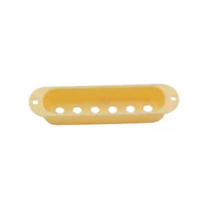 Cream Pickups Covers for ST and SQ Guitars 11 S016b754816a94587bd8588eaa8210642s