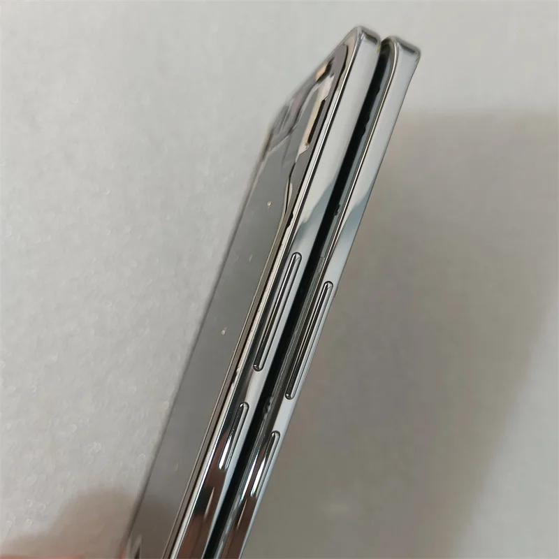 Honor 200 Pro Aluminum Middle Frame Bezel 4 Honor 200 Pro Aluminum Middle Frame Bezel - Image 4