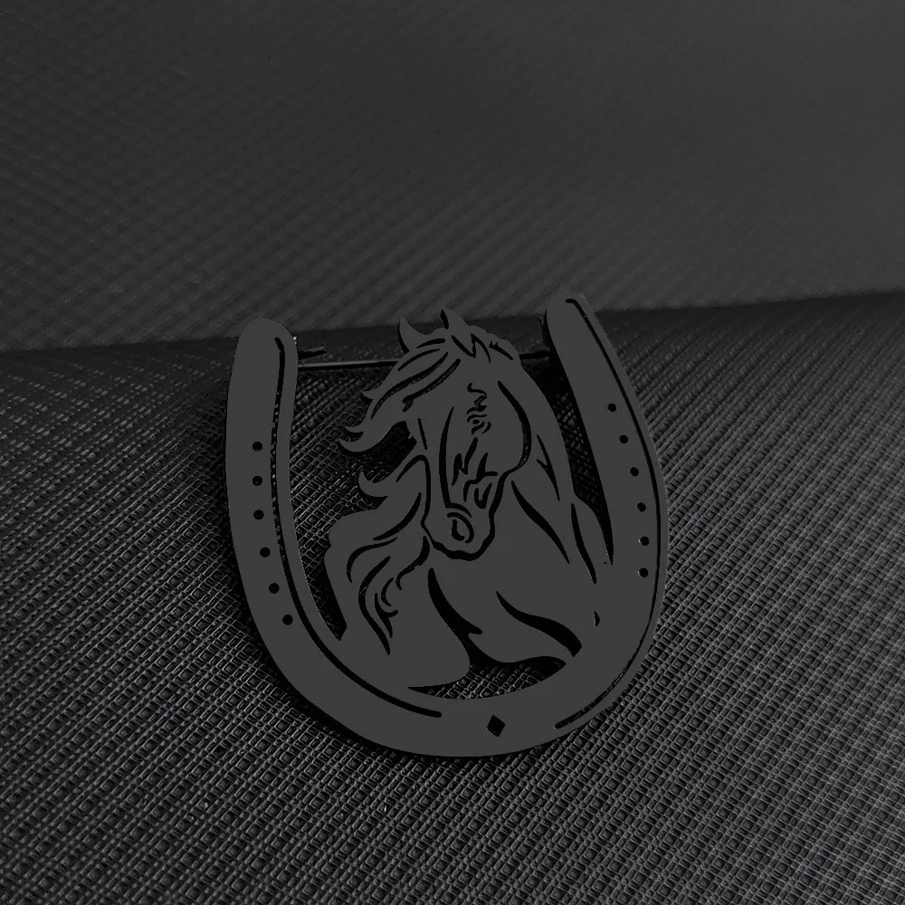 Western Horseshoe Brooch in Metallic Finish 5 Western Horseshoe Brooch in Metallic Finish - Image 5