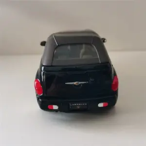 1:24 Scale Chrysler PT Cruiser Diecast Model 10 S03f0d0ef1dd84327a650253f0bd127c3j
