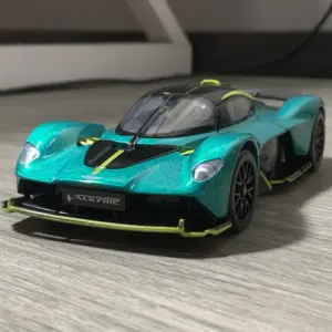 Aston Martin Valkyrie 1:24 Scale Diecast Model 10 S041eaa08773f4c0c8495ead38935f61eC