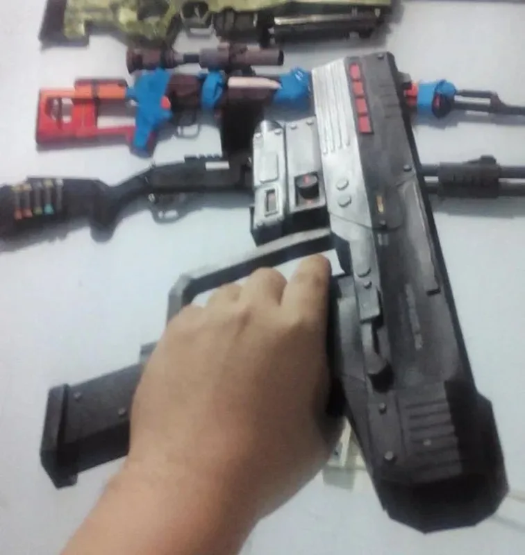 War Human Pistol M6S Paper Model Kit 4 War Human Pistol M6S Paper Model Kit - Image 4