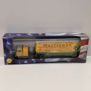 Yellow Chevrolet 9700 LCF Diecast Model 11 S052059a1a3d346f6821f87a380a8bc64Q