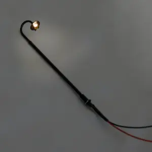 Vintage Miniature Metal Street Lamps Set of Three 9 S059a512ab37546359426495afb3b244fk