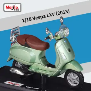 1968 Vespa Die-Cast Motorcycle Model 19 S05c59327829745c393c5bdff7a0f29b9G
