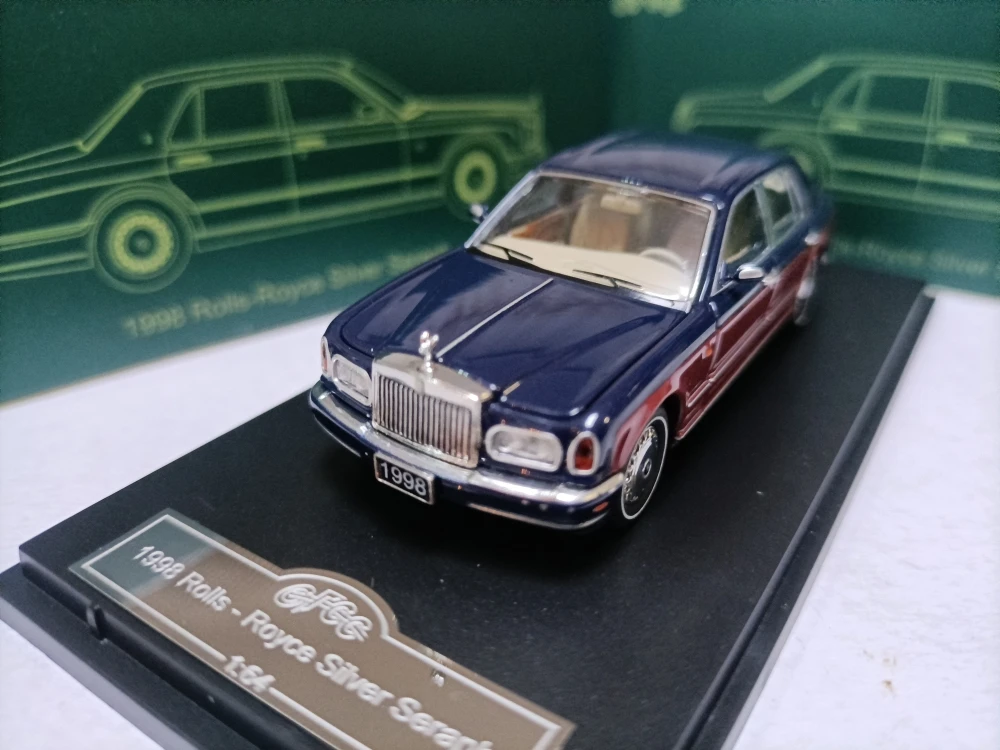 White Diecast Rolls-Royce Silver Seraph Model 3 White Diecast Rolls-Royce Silver Seraph Model - Image 3