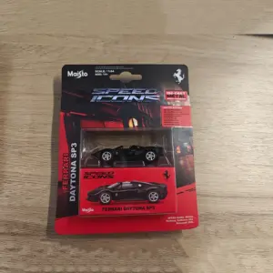 Ferrari 812 Competizione 1:64 Diecast Model 19 S0618e036e741457881a6a9defe2d0803E