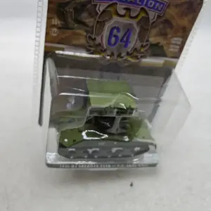 1945 M4 Sherman Tank Model 1:64 Scale Diecast 8 S06b519f2c1944798912ce1aacb4511602