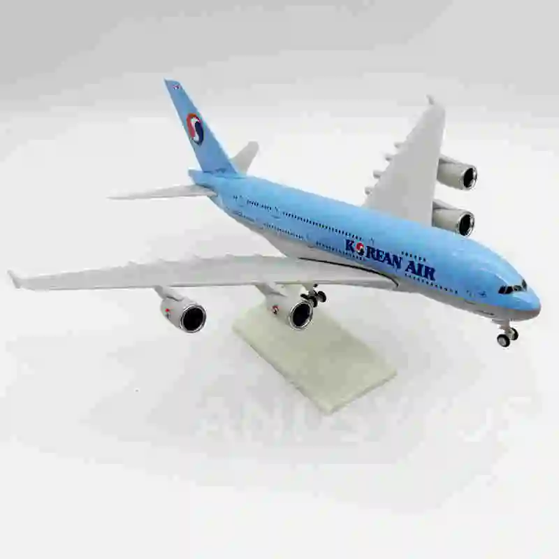 Korean Air Airbus A380 Model, 30cm Resin Collectible 6 Korean Air Airbus A380 Model, 30cm Resin Collectible - Image 6