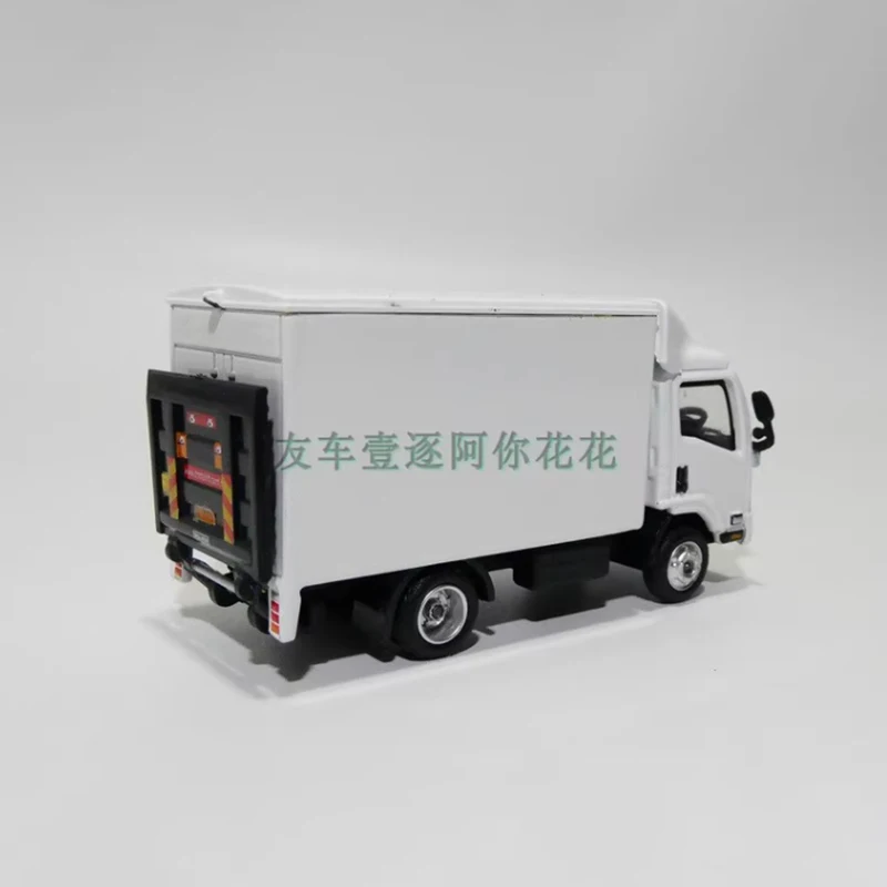HINO 300 Scale Model Miniature Collector's Display 4 HINO 300 Scale Model Miniature Collector's Display - Image 4