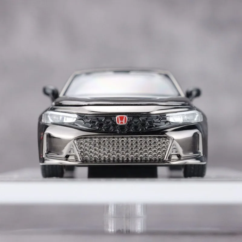 Honda Civic Type R FL5 1:64 Scale Die-Cast Model 4 Honda Civic Type R FL5 1:64 Scale Die-Cast Model - Image 4