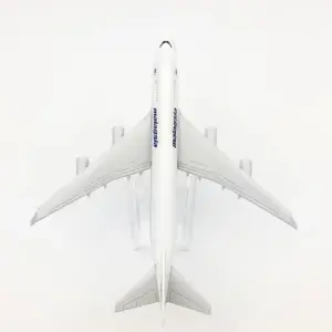 Malaysia Airlines Boeing 747 Miniature Model 1/400 7 S0a40e126a1e14eb7b36cc3476c291919p
