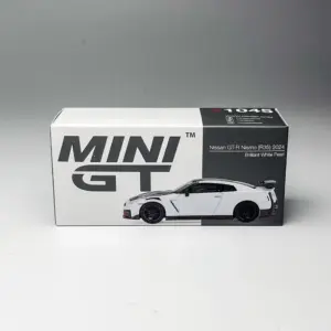 GTR R35 Nismo Diecast Model 1/64 Scale 11 S0a41f8d947bb4bcb9e35533edadab945s