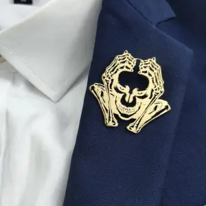 Dark Skeleton Metal Brooch for Gothic Fashion 11 S0b061a3a89bf415d910b6922d6655408e