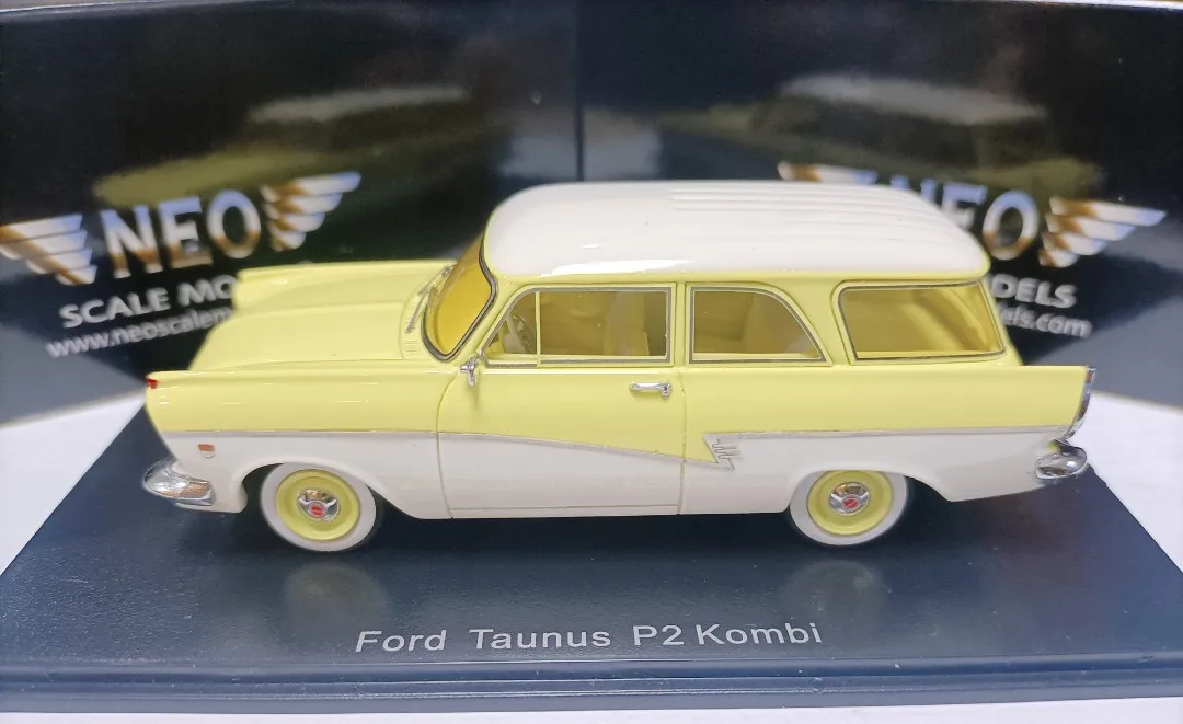 Vintage Ford Taunus P2 Kombi 1:43 Scale Diecast 2 Vintage Ford Taunus P2 Kombi 1:43 Scale Diecast - Image 2